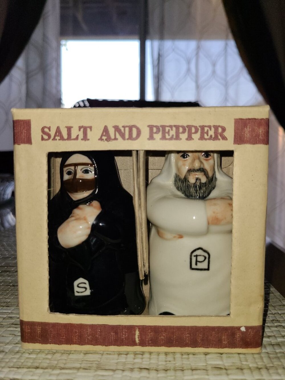 Muslim Couple Ceramic Figural Salt & Pepper Shakers
